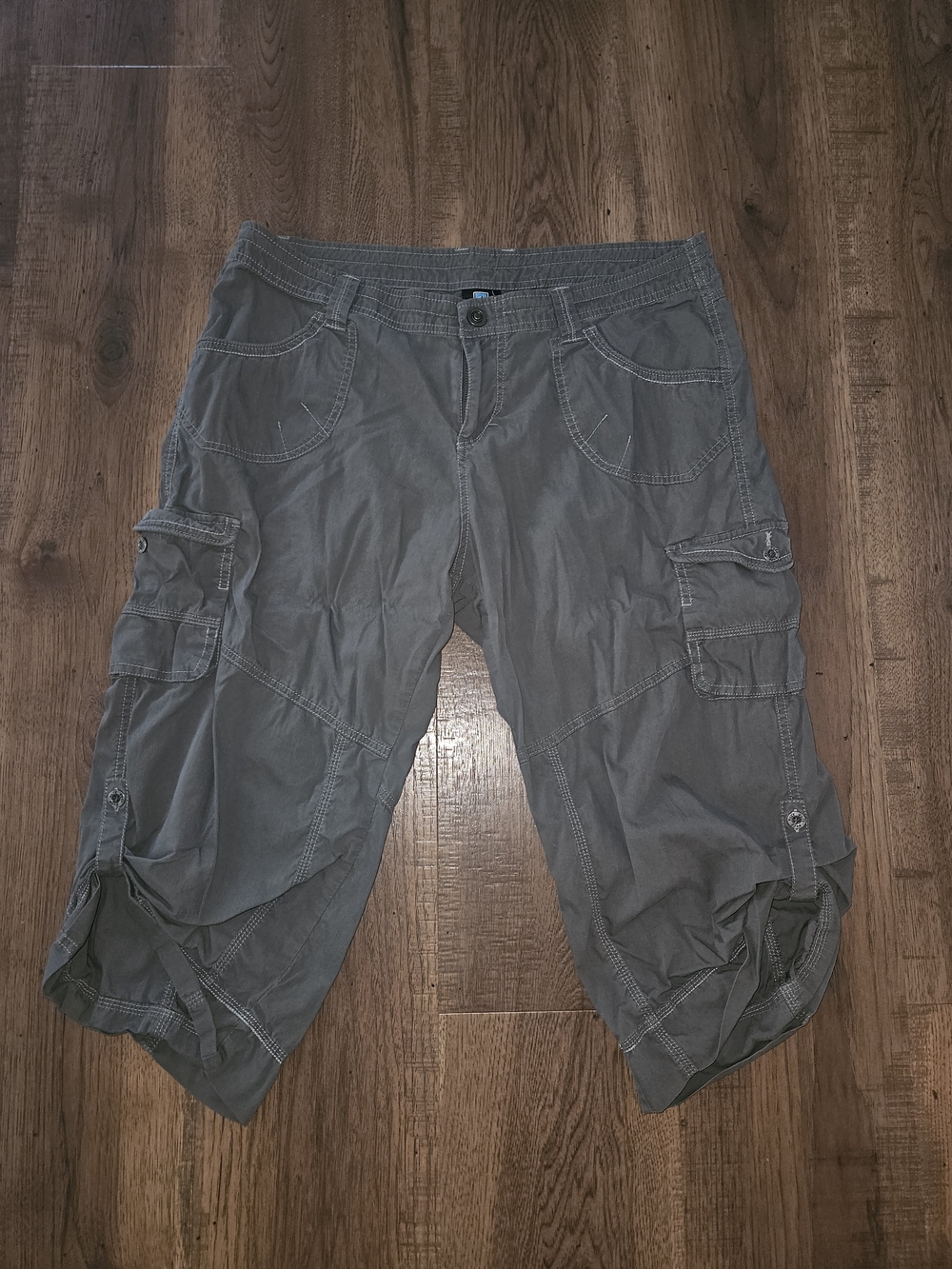 Kuhl Women's Gray Cargo Shorts with Multiple Pockets